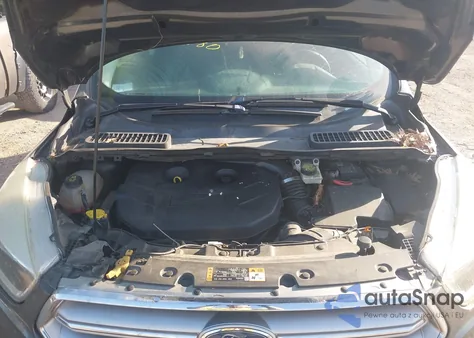 2017 Ford Escape Se z USA, uszkodzony, nr VIN 1FMCU9G99HUA24890